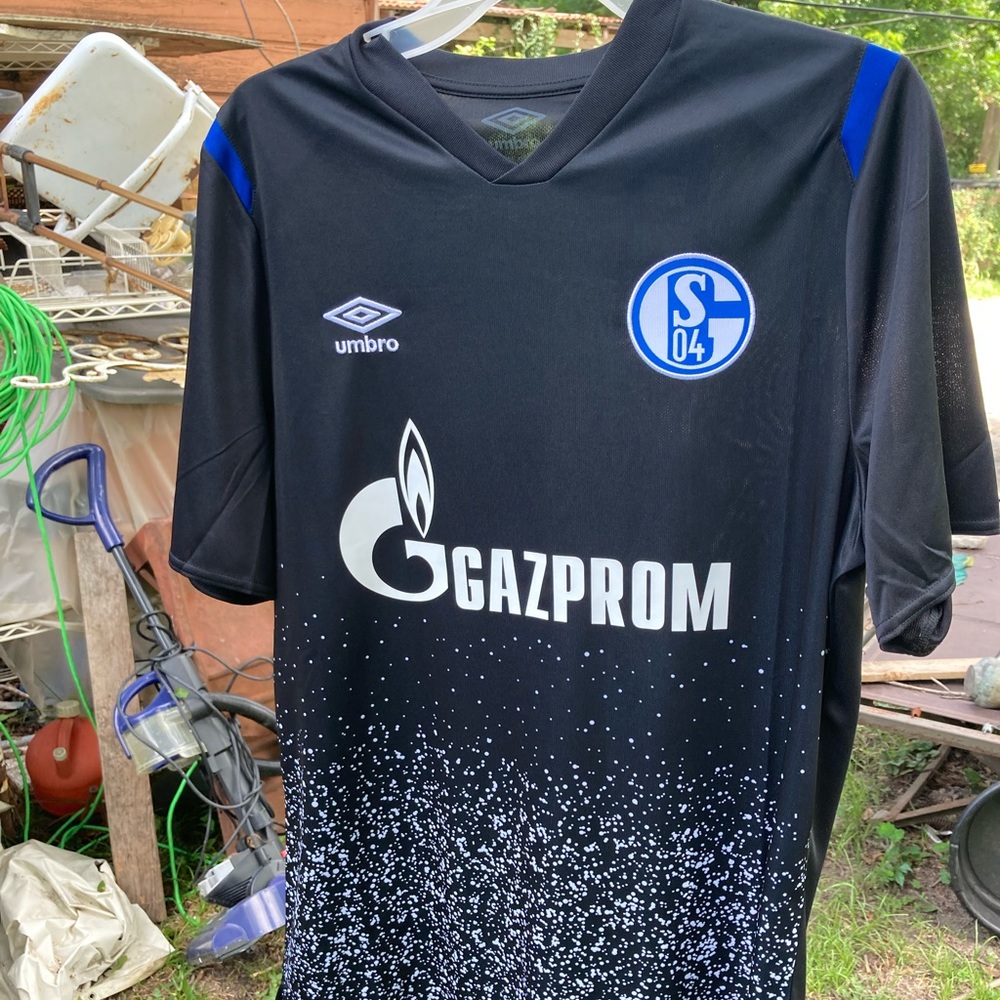 Schalke 04 jersey nwt